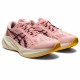 Trainers Asics Novablast 3 Salmon