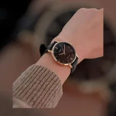 Reloj Casio LTP-VT01GL-1B para Mujer – Caja Dorada, Esfera Negra