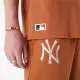 Men’s Short Sleeve T-Shirt New Era LEAGUE ESSNTLS LC OS TEE NEYYAN 60435552 Brown (S)